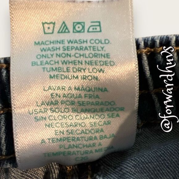 Bundle Sale 3 for $15 | Garanimals 18M Denim Shorts - Picture 5 of 7